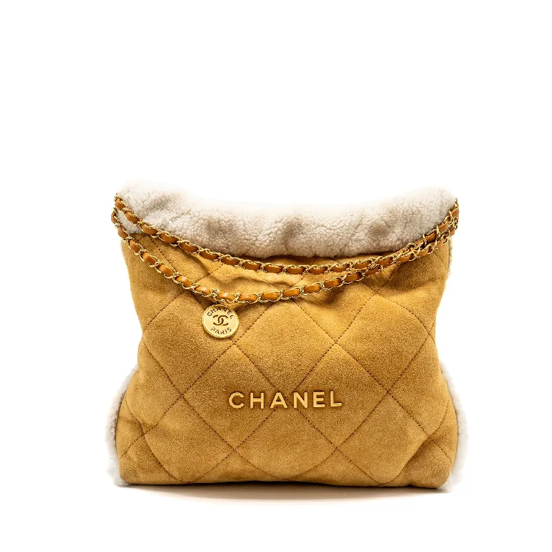 Chanel bags for runway modelsChanel Medium 22 bag Quilted Shearling Suede Camel GHW (microchip)