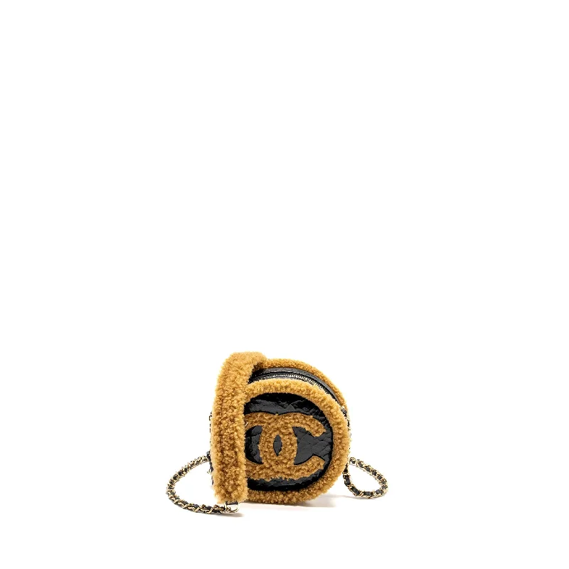 Chanel bags for travel photographersChanel Shearling CC Round Clutch with Chain Shiny Crumpled Sheepskin Black/Light Brown LGHW