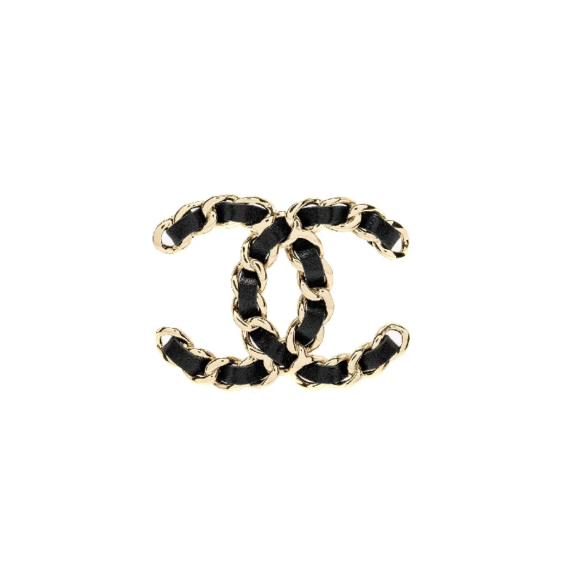 Chanel bags for environmentally - conscious consumersChanel CC Logo Leather Chain Brooch LGHW