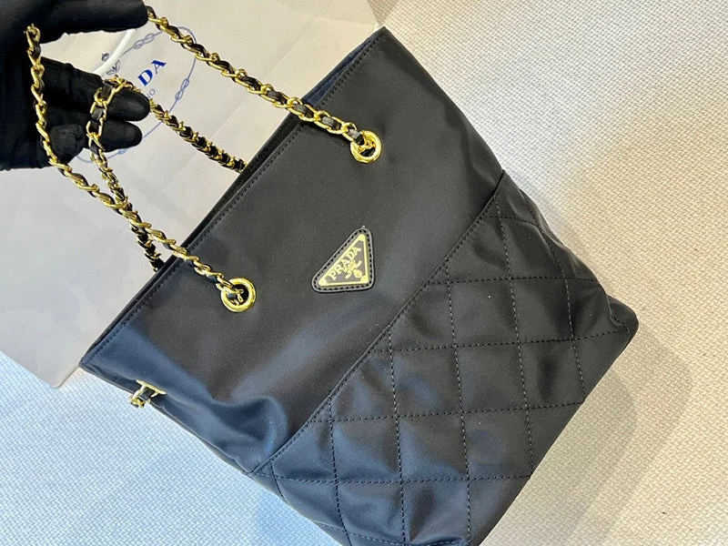 Prada Patent Leather Shoulder Bag in Black with Chunky ChainWhimsy Finds - Prada Bags - 267