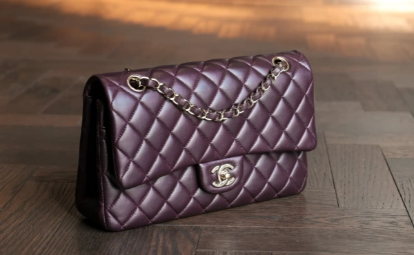 Chanel Bags: Unveil the Epitome of Parisian Chic and Timeless Elegance